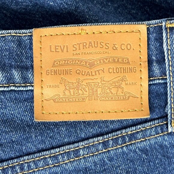 Levi's Ribcage Bootcut Jeans - Picture 10 of 16